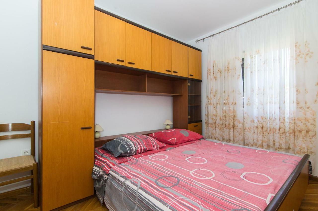 Apartment Jerka Supetar Exterior photo